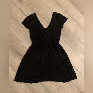 Extra Small Francesca’s black lace back dress